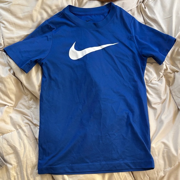 Nike Dri-fit Athletic Shirt Shorts Matching Set Vibrant Blue White Swoosh Sm/Med - Picture 2 of 11